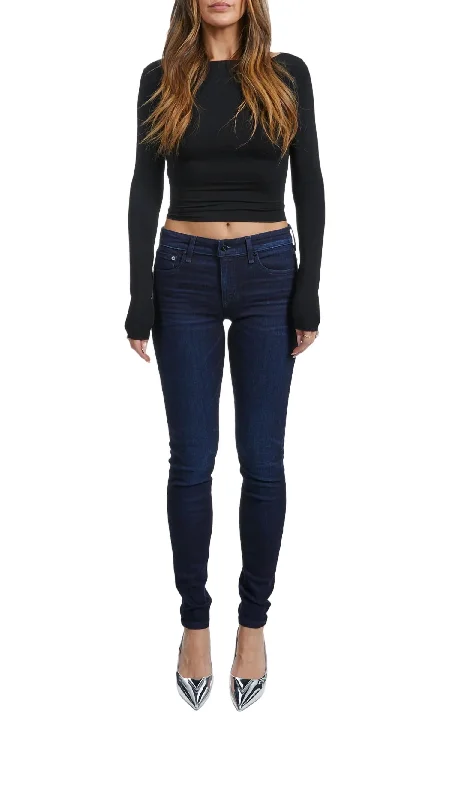 Wide - leg women trousers for a modern and elegant styleCate Skinny Jean In Dark Wash