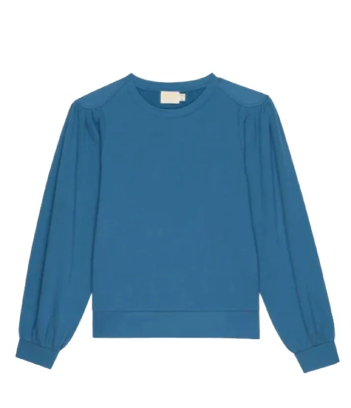 Cashmere Women Sweater with a Luxurious Soft TouchCarole Sweatshirt In Bluegrass