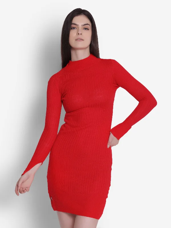 Chunky Knit Women Sweater for Winter WarmthJUMP USA Women Red Turtle Neck Sweaters