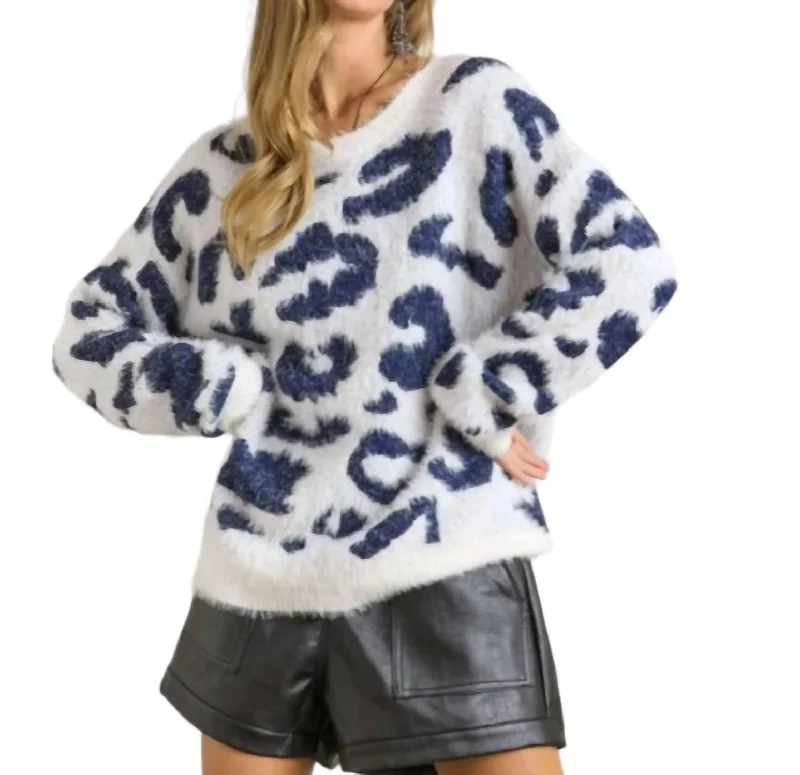 Color - Blocked Women Sweater for a Bold Fashion StatementLeopard Print Crew Neck Sweater In White