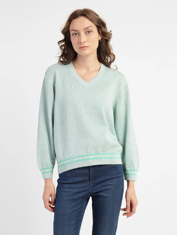 Cable - Knit Women Sweater with Intricate PatternsWomen's Solid V Neck Sweater