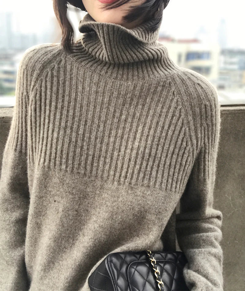 Oversized Women Sweater for a Cozy and Fashionable LookSweater fashion turtleneck sweater      S2521