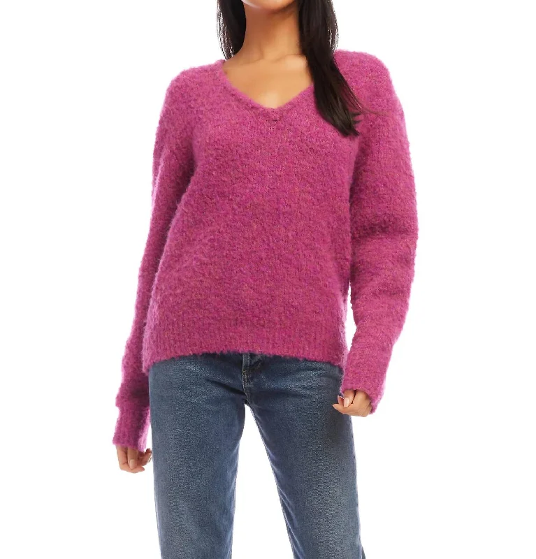 Cropped Women Sweater to Pair with High - Waisted BottomsV-Neck Sweater In Pink