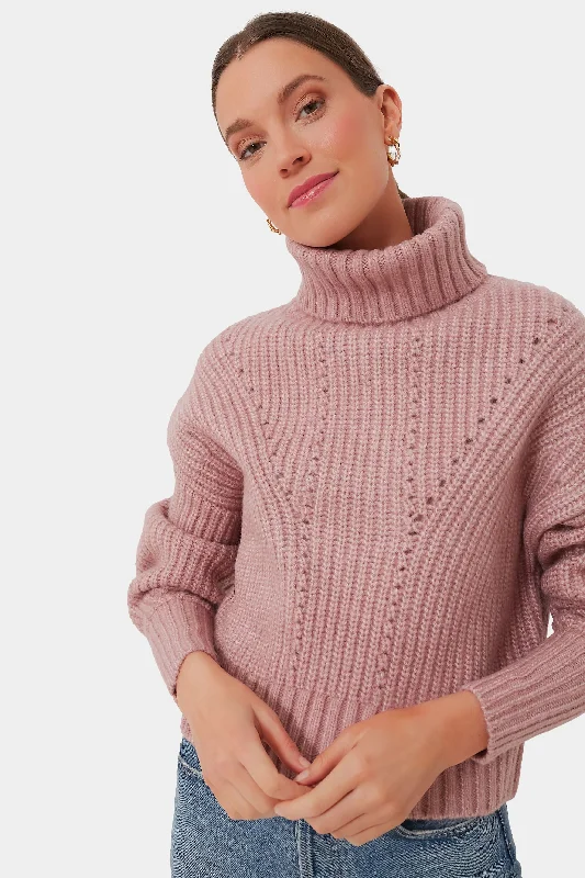 Oversized Women Sweater for a Cozy and Fashionable LookWoodrose Rogan Cropped Knit