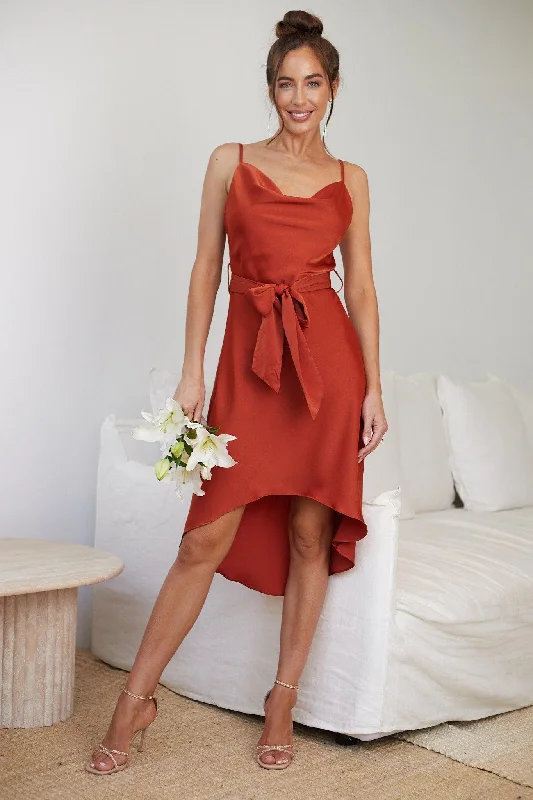 Pleated Women Dress with a Timeless and Elegant TexturePleated Women Dress with a Timeless and Elegant TextureGriselle Dress - Rust