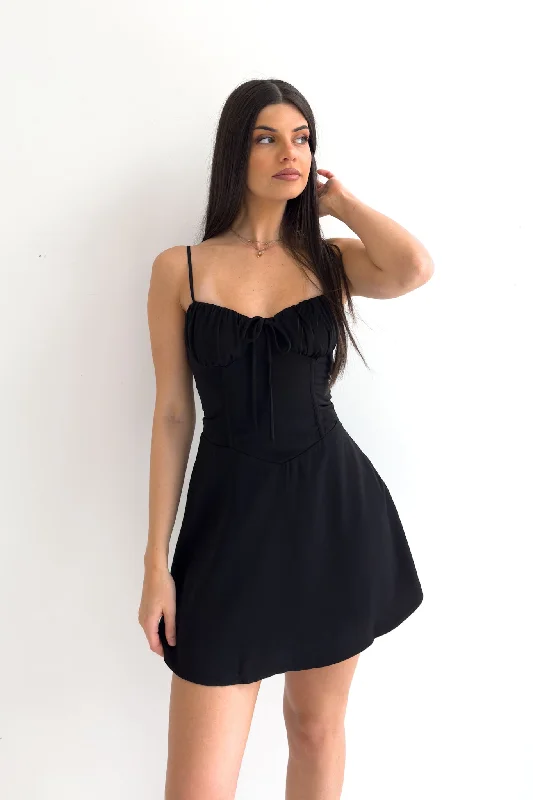 Mini Women Dress with a Short Hem for a Young and Trendy StyleMini Women Dress with a Short Hem for a Young and Trendy StyleLuisa Mini Dress