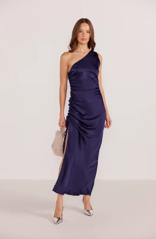 Ruffled Women Dress with Multiple Layers for a Playful and Girly StyleRuffled Women Dress with Multiple Layers for a Playful and Girly StyleLumina Navy One Shoulder Dress