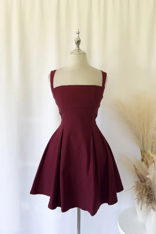 Pleated Women Dress with a Timeless and Elegant TexturePleated Women Dress with a Timeless and Elegant TextureMarlee Mini Dress - Wine