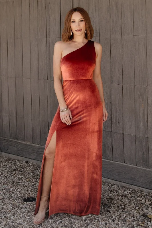 Ball Gown Women Dress with a Full Skirt for a Princess - like LookBall Gown Women Dress with a Full Skirt for a Princess - like LookTatiana Velvet One Shoulder Maxi Dress | Cinnamon