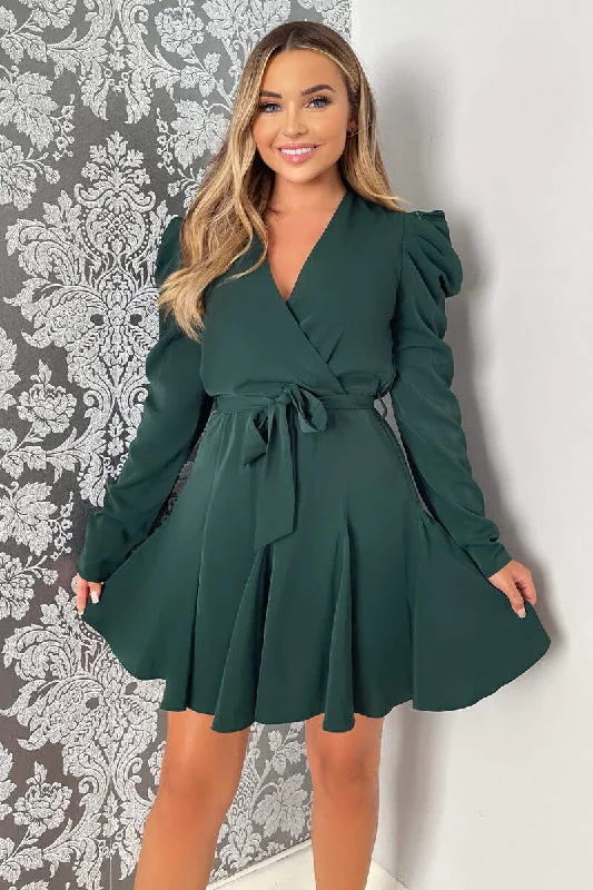 Sleeveless Women Dress in Bright Colors for Summer PartiesSleeveless Women Dress in Bright Colors for Summer PartiesTeal Long Sleeve Tie Waist Skater Dress