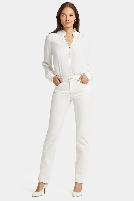 Skinny women jeans with a form - fitting designMarilyn Straight Jeans - Winter White