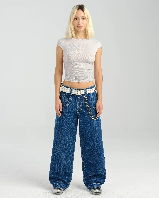 Distressed women jeans for a trendy and edgy lookW1169 Low Down Deck. 20". Dark Stone.