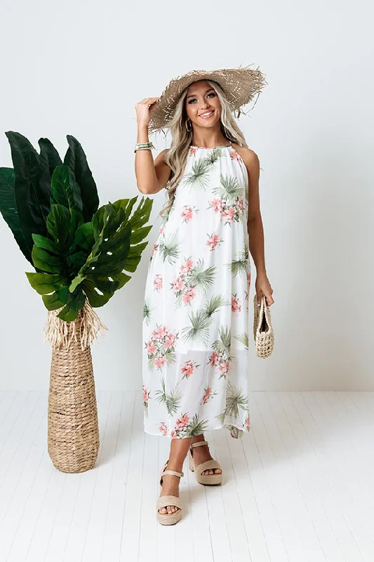 Backless Women Dress for a Sexy and Alluring Look at Evening EventsParisian Countryside Floral Maxi Dress