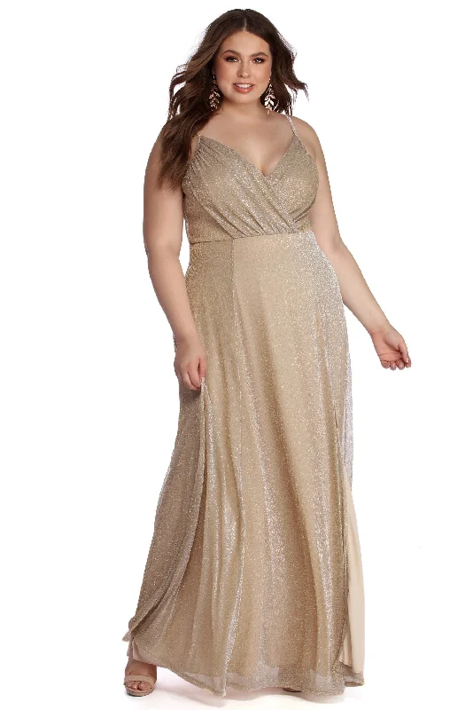 Empire Waist Women Dress to Accentuate the Bust and Conceal the WaistPlus Corinne Sparkle Lurex Dress