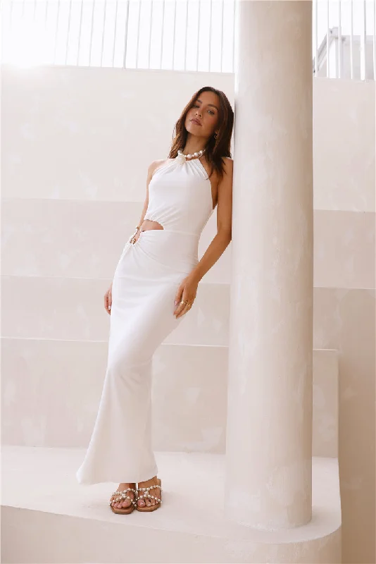 Mermaid - Style Women Dress with a Fitted Silhouette for Special OccasionsSouth Of France Halter Maxi Dress White