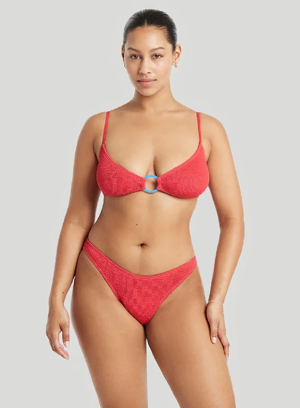 Lace - trimmed bikini for an elegant and romantic touchBond Eye: Ring Lissio Crop Bikini Top Guava Eco